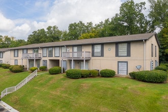 Highland Hills in Rossville, GA - Foto de edificio - Building Photo