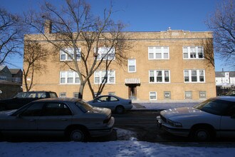 3838 W George St in Chicago, IL - Foto de edificio - Building Photo