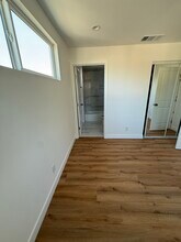 12406 Cantara St in Los Angeles, CA - Building Photo - Building Photo