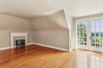 340 N Penn St in West Chester, PA - Building Photo - Building Photo