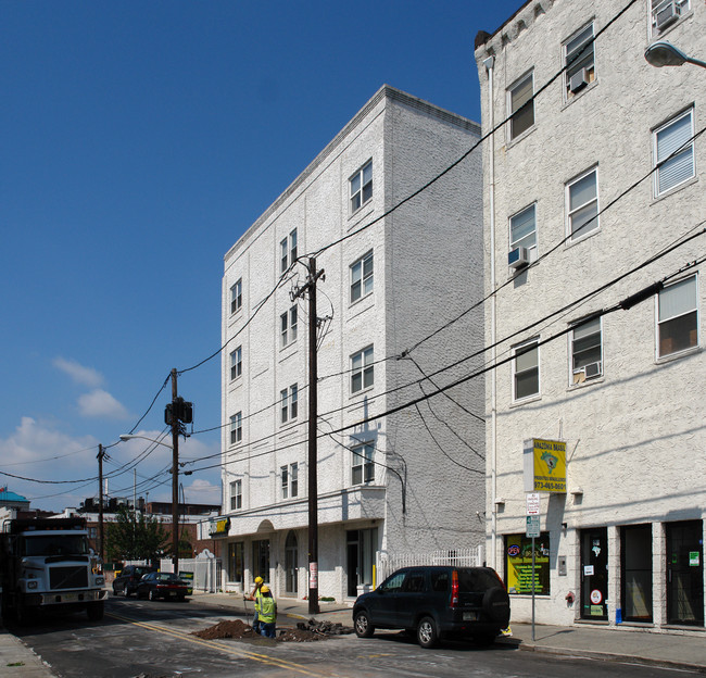 25 Prospect St in Newark, NJ - Foto de edificio - Building Photo