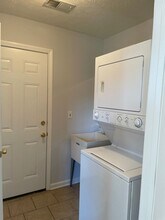 111 Croghan Way in Vine Grove, KY - Building Photo - Building Photo