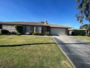28421 Avenida La Paz in Cathedral City, CA - Building Photo - Building Photo