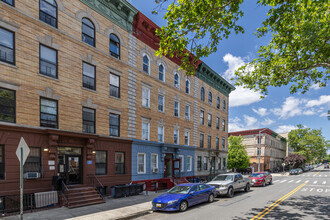 62 Patchen Avenue in New York, NY - Building Photo - Building Photo