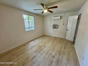 2834 College St in Jacksonville, FL - Building Photo - Building Photo