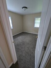 4459 Ellison Ave in Omaha, NE - Foto de edificio - Building Photo