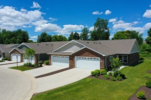 Redwood Canton in Canton, MI - Building Photo