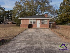 104 Biltmore Terrace in Warner Robins, GA - Building Photo - Building Photo