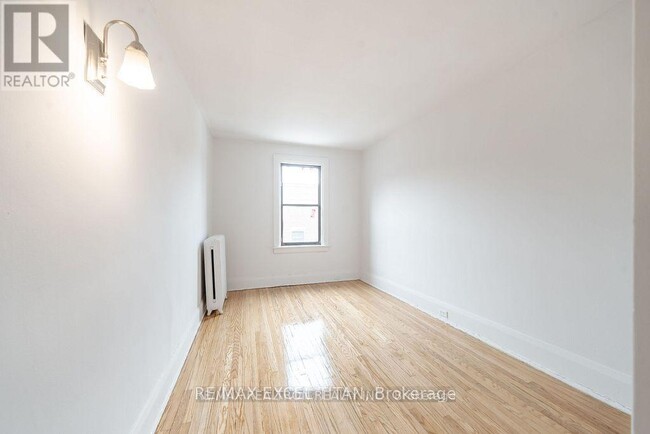 property at 2 Kingston Rd