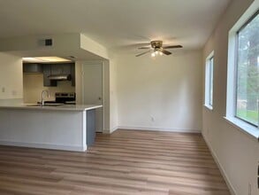 967 W Calle Del Sol in Azusa, CA - Building Photo - Building Photo