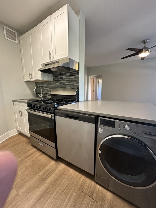 730 Judson Ave, Unit 16 in Highland Park, IL - Building Photo - Building Photo