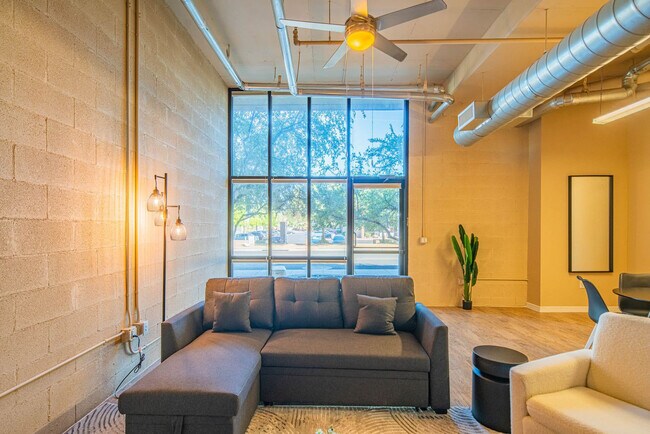 1275 E University Dr in Tempe, AZ - Building Photo - Building Photo