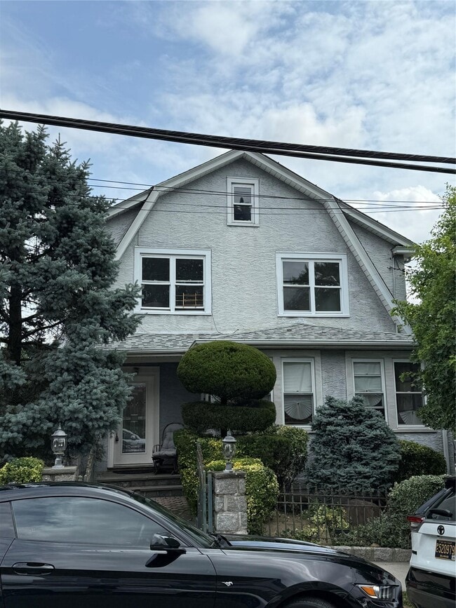 property at 109 Greenvale Ave