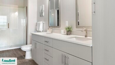 4902 Cosmos Cir in Wimauma, FL - Foto de edificio - Building Photo