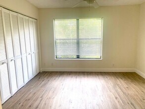 1621 Balfour Point Dr-Unit -G in West Palm Beach, FL - Building Photo - Building Photo