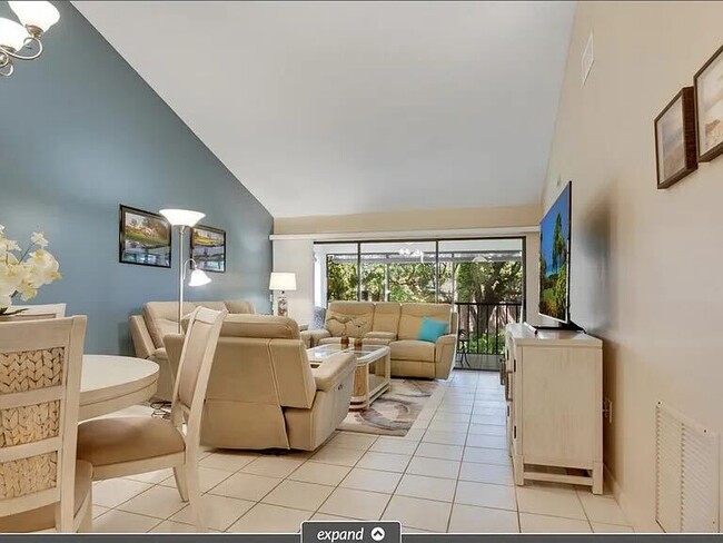 4863 Winslow Beacon in Sarasota, FL - Building Photo - Building Photo