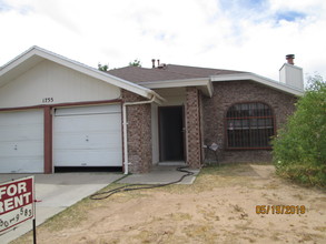 1755 Judith Resnik Dr in El Paso, TX - Building Photo - Building Photo