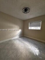 820 Salzedo St in Coral Gables, FL - Building Photo