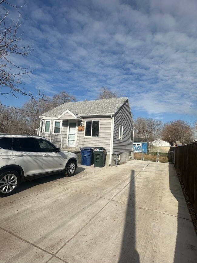 1620 W Warnock Ave in West Valley City, UT - Building Photo - Building Photo