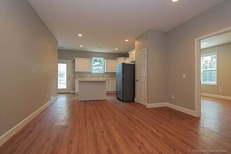 1735 Dunklin St in Cape Girardeau, MO - Building Photo - Building Photo