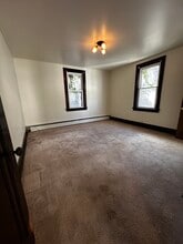 1059 North Ave in Millvale, PA - Building Photo - Building Photo