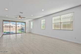 2168 W Burnside Trail in Phoenix, AZ - Building Photo - Building Photo