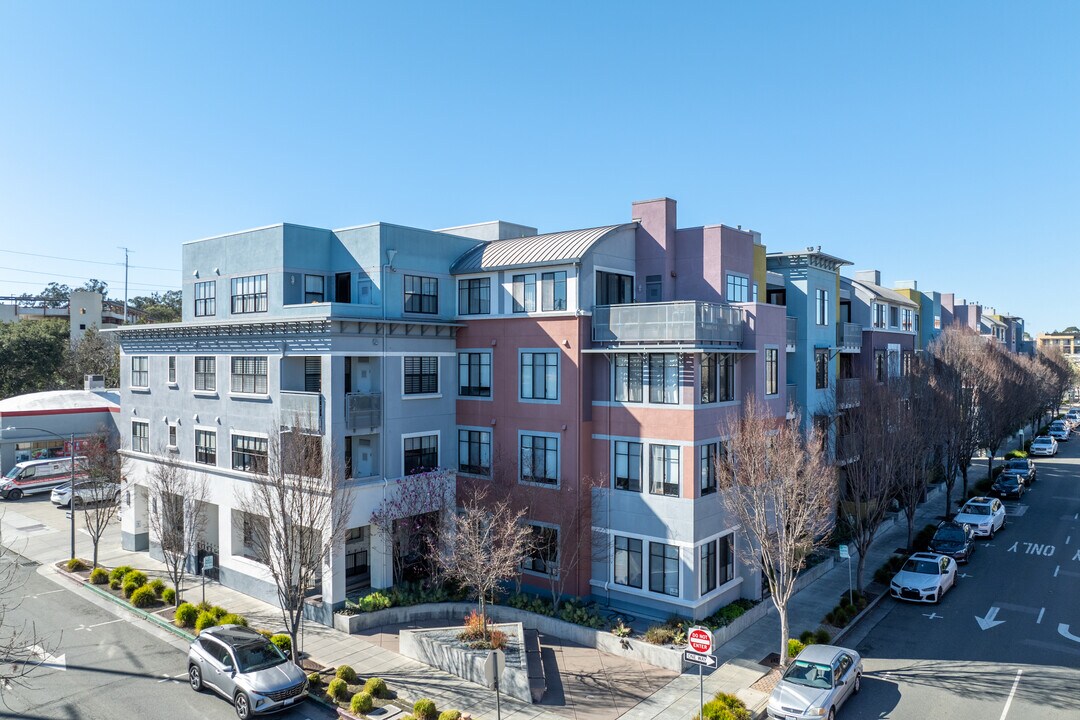 800 High Street in Palo Alto, CA - Building Photo