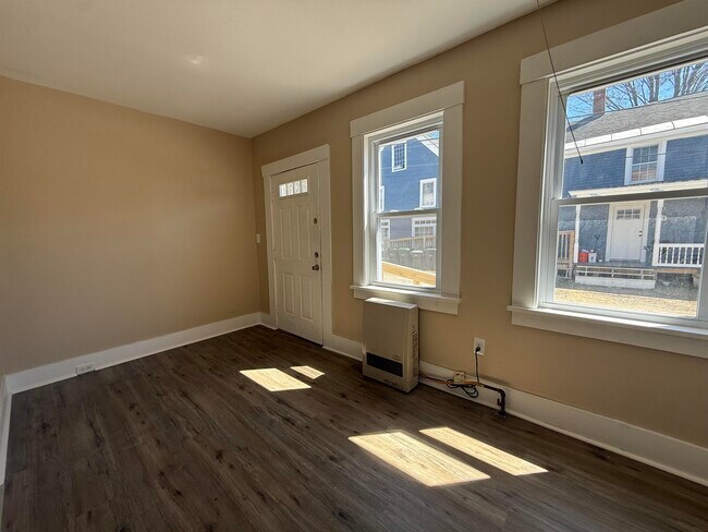 42 Franklin St in Franklin, NH - Building Photo - Building Photo