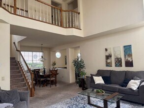8 Bormes in Irvine, CA - Building Photo - Building Photo