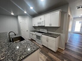 5504 Jarvis St in Lubbock, TX - Building Photo