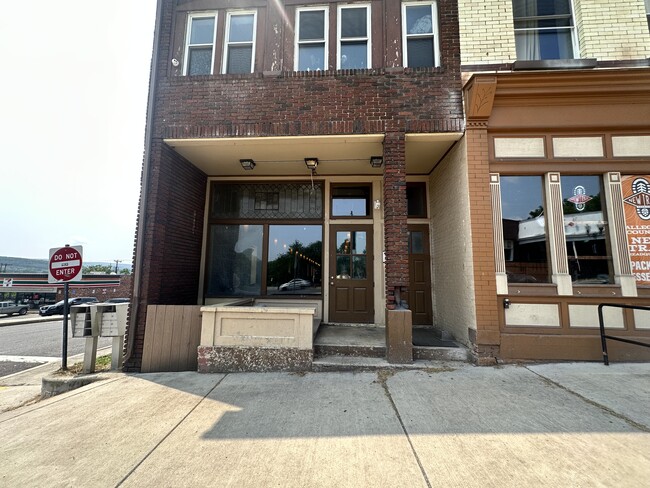 113 E Main St, Unit 201