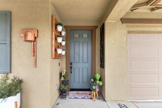 1410 Roth Pl in Woodland, CA - Building Photo - Building Photo