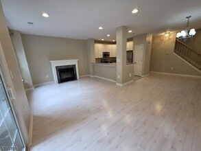 228 Riverwalk Way in Clifton, NJ - Building Photo - Building Photo