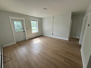 2 Cottage St in Fair Haven, VT - Building Photo - Building Photo