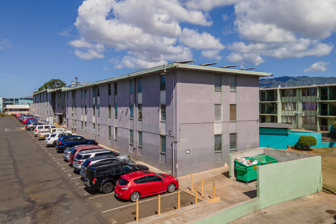 Leolua Regents in Waipahu, HI - Building Photo