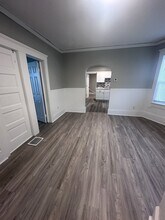 7910 Brinsmade Ave in Cleveland, OH - Building Photo - Building Photo