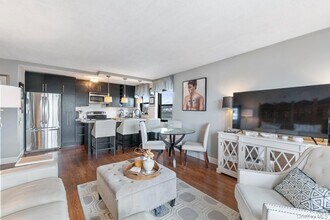 25-40-40 Shore Blvd in Queens, NY - Building Photo - Building Photo