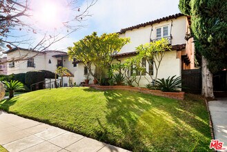 119 N Orange Dr in Los Angeles, CA - Building Photo - Building Photo