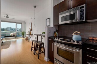 200 2nd St-Unit -206 in Oakland, CA - Building Photo - Building Photo