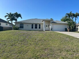 1816 SW 38th Terrace in Cape Coral, FL - Building Photo