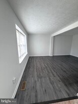 6131 Gardenia Ct in Alexandria, VA - Building Photo