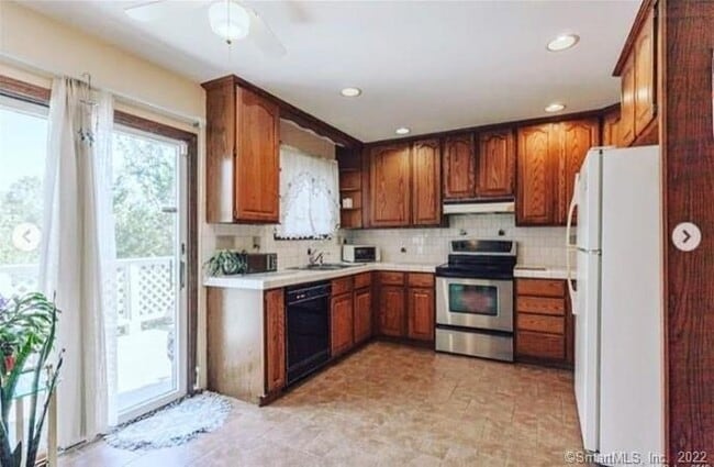 70 Oliver St in Bridgeport, CT - Building Photo - Building Photo