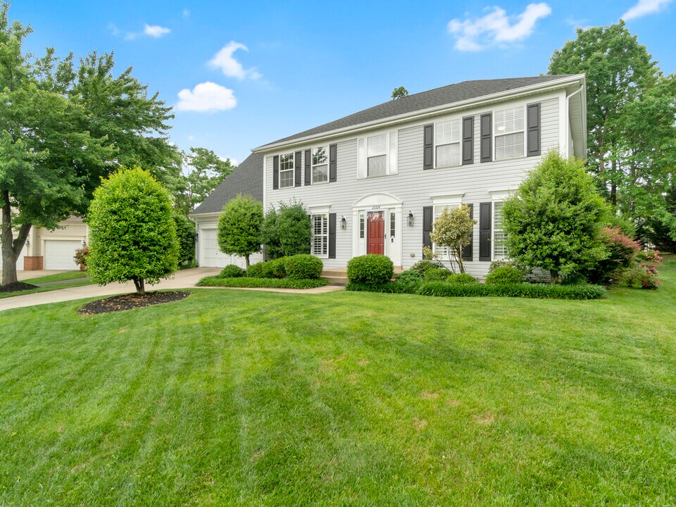 21324 Comus Ct in Ashburn, VA - Building Photo