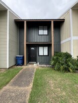 3903 Molina Rd in Panama City, FL - Building Photo