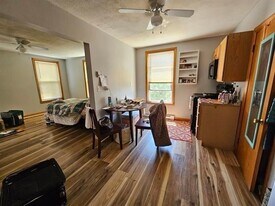 23 Elm St, Unit 7 in Nashua, NH - Building Photo