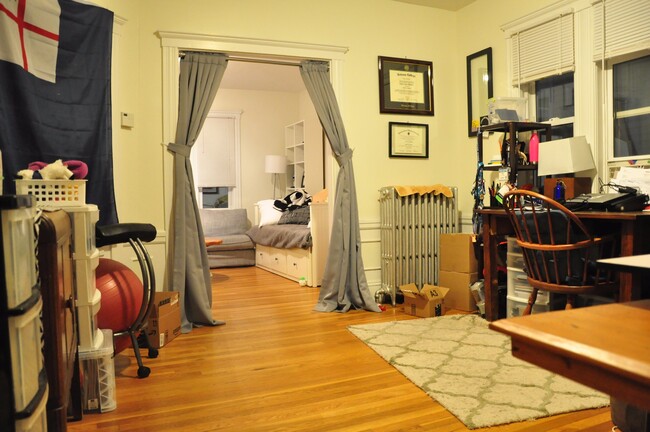 20 Saint Peter St, Unit 2 in Boston, MA - Building Photo - Building Photo