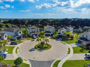 6151 Yerba Buena Ct in Greenacres, FL - Building Photo - Building Photo