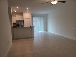 14349 Editors Note St in Sun City Center, FL - Building Photo - Building Photo