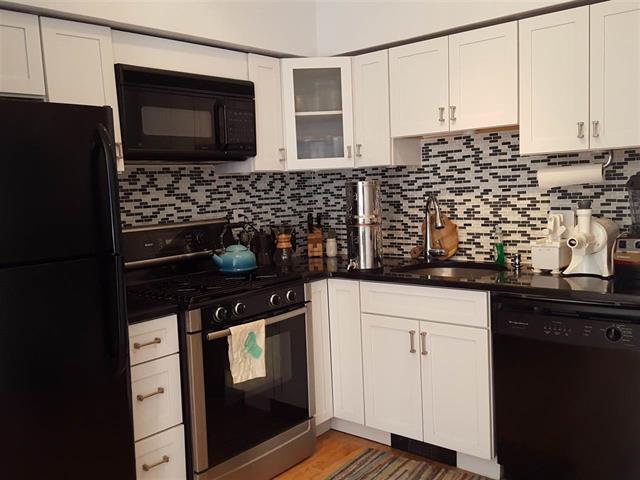 259 Griffith St, Unit 6 in Jersey City, NJ - Building Photo - Building Photo