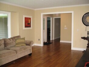 7 Jarrod Dr in Danbury, CT - Building Photo - Building Photo
